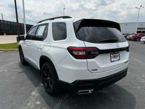 2025 Honda Pilot Black Edition