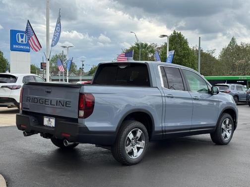 Sonic Gray Pearl 2026 Honda Ridgeline RTL