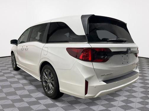 Platinum 2026 Honda Odyssey Touring