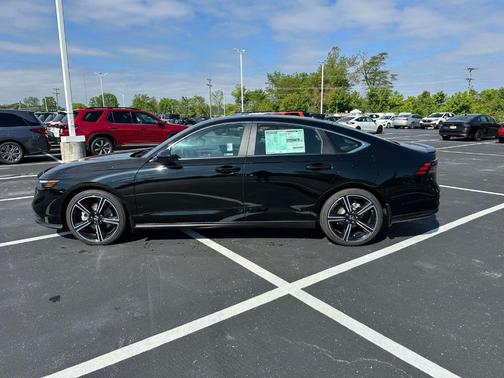 2025 Honda Accord Hybrid Sport