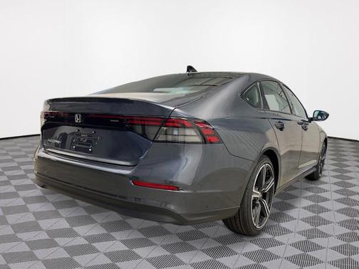 Meteorite Gray Metallic 2026 Honda Accord SE