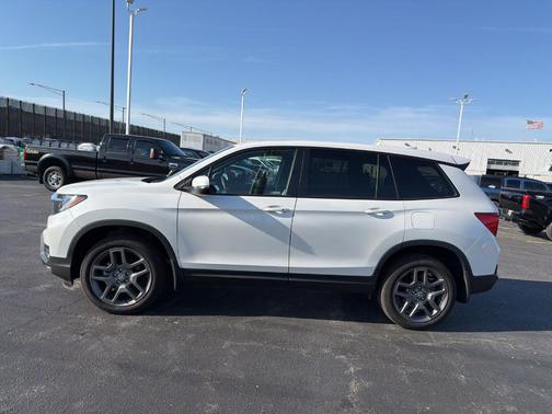 White 2023 Honda Passport EX-L
