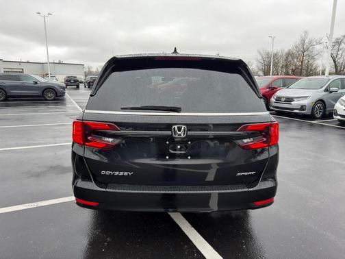 2024 Honda Odyssey Sport