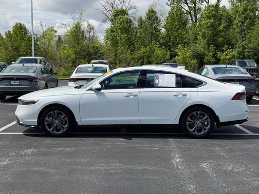 White 2024 Honda Accord Hybrid EX-L