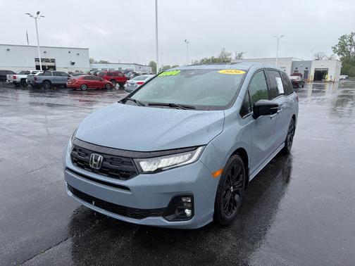 Sonic Gray Pearl 2026 Honda Odyssey Sport-L