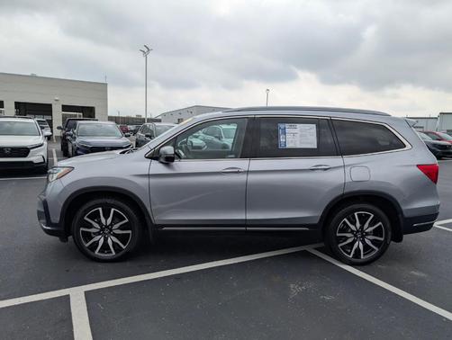 2021 Honda Pilot Touring 8-Passenger