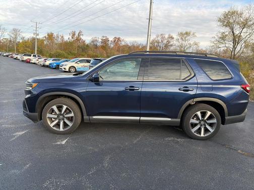2025 Honda Pilot Touring