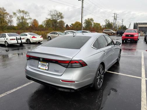 2023 Honda Accord Hybrid Touring
