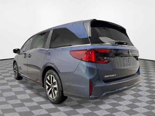 Smoke 2026 Honda Odyssey EX-L
