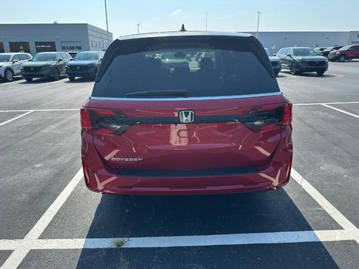 Radiant Red 2026 Honda Odyssey EX-L