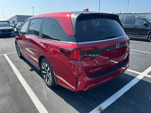 Radiant Red 2026 Honda Odyssey EX-L