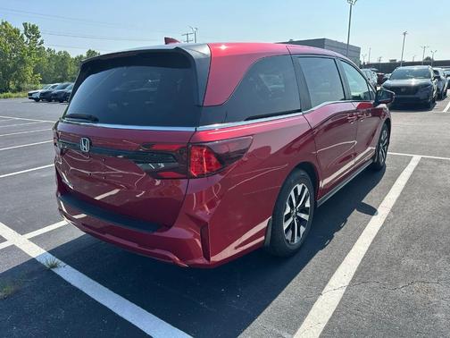 Radiant Red 2026 Honda Odyssey EX-L