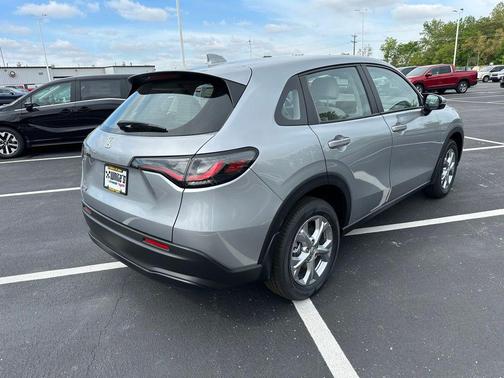 2025 Honda HR-V LX