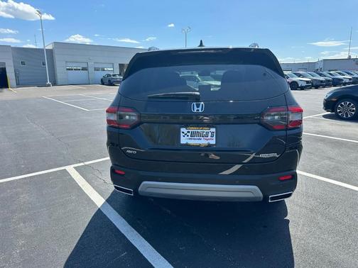 2025 Honda Pilot Touring+