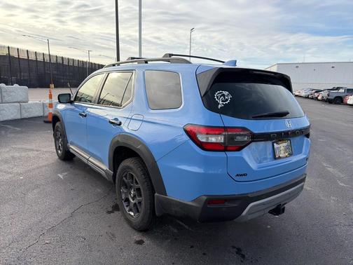 2023 Honda Pilot TrailSport