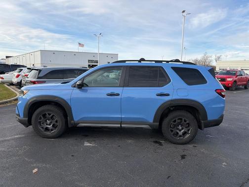 2023 Honda Pilot TrailSport