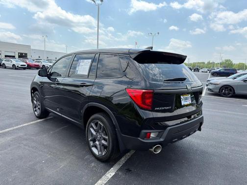 Crystal Black Pearl 2023 Honda Passport EX-L