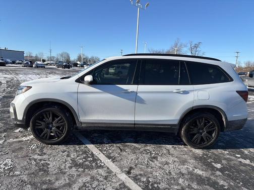 2022 Honda Pilot Black Edition