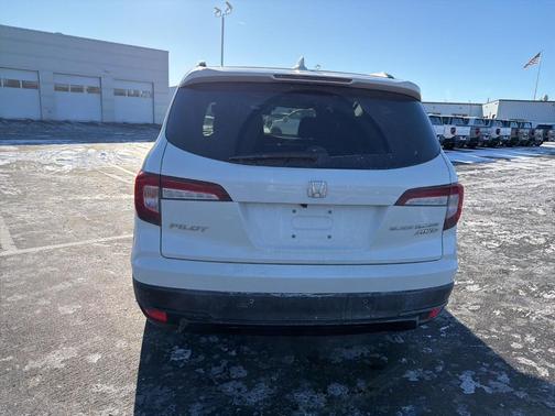 2022 Honda Pilot Black Edition