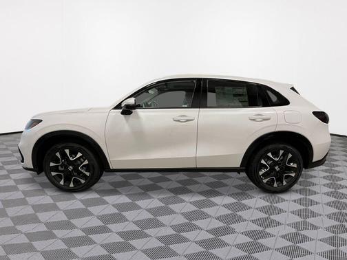 Platinum White Pearl 2026 Honda HR-V EX-L