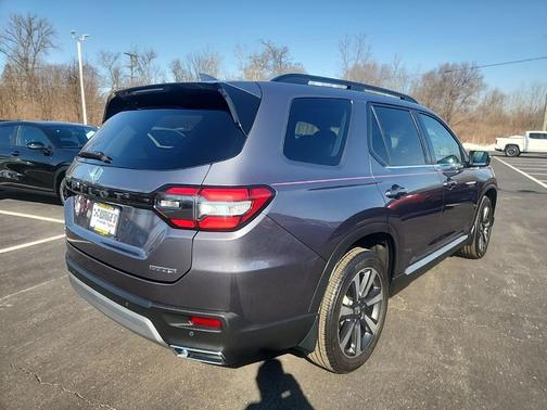 2024 Honda Pilot Touring