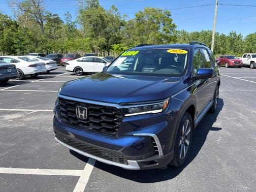 Blue 2024 Honda Pilot Touring
