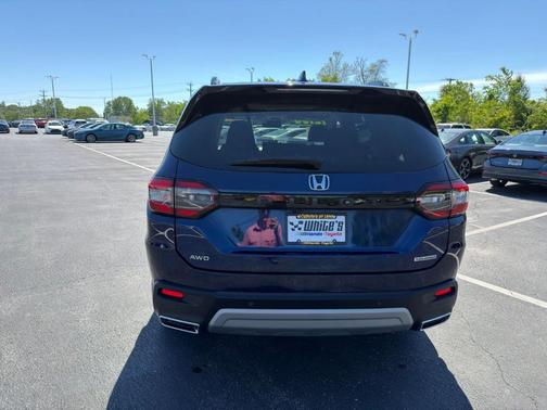 Blue 2024 Honda Pilot Touring