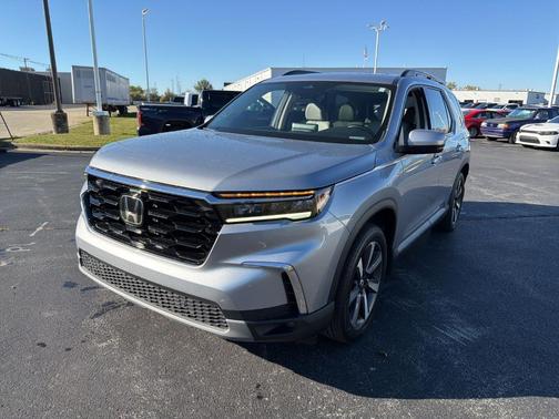 2023 Honda Pilot Touring