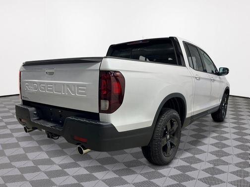 Platinum White Pearl 2026 Honda Ridgeline Black Edition