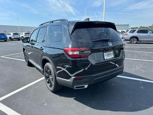 2025 Honda Pilot Black Edition