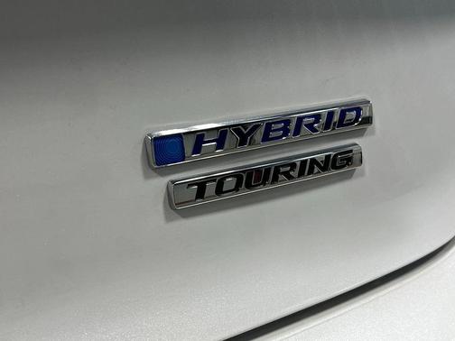 Platinum 2026 Honda Accord Hybrid Touring