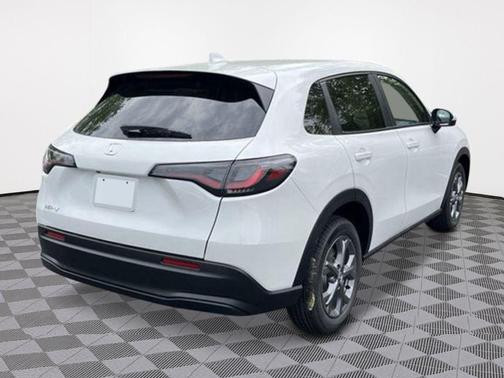 Platinum 2026 Honda HR-V LX