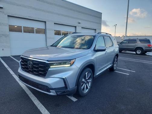 2024 Honda Pilot Touring