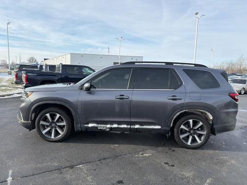 2024 Honda Pilot Touring