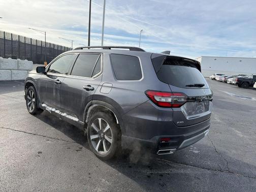 2024 Honda Pilot Touring