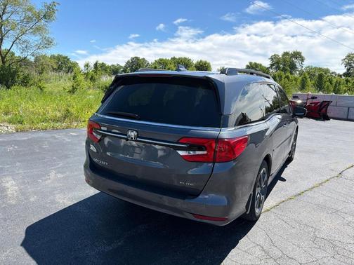 Gray 2024 Honda Odyssey Elite