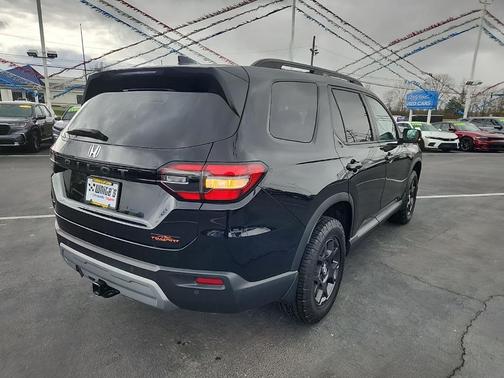 2025 Honda Pilot TrailSport