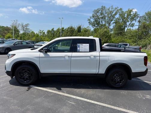Platinum White Pearl 2026 Honda Ridgeline Black Edition