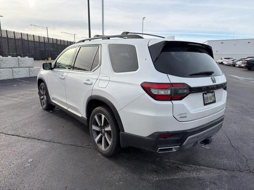 2023 Honda Pilot Elite