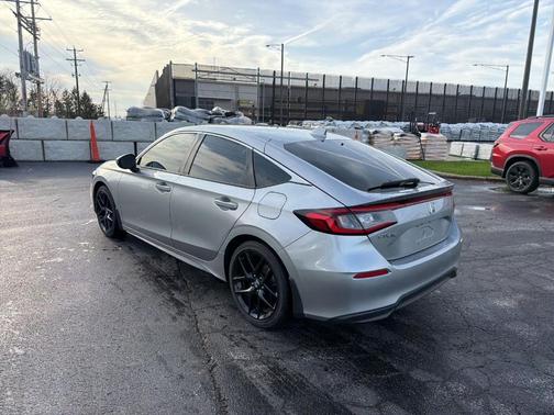 Silver 2022 Honda Civic EX-L