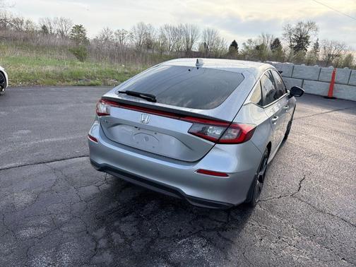 Silver 2022 Honda Civic EX-L