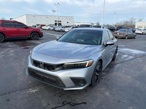 Silver 2022 Honda Civic EX-L