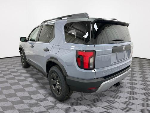 Sonic Gray Pearl 2026 Honda Passport RTL Towing