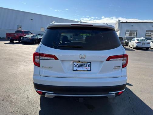 2022 Honda Pilot Touring 7-Passenger