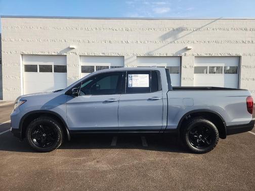 2023 Honda Ridgeline Black Edition