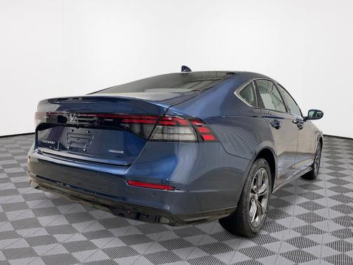 Canyon 2026 Honda Accord Hybrid EX-L