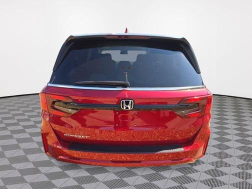 Radiant Red Metallic II 2026 Honda Odyssey EX-L