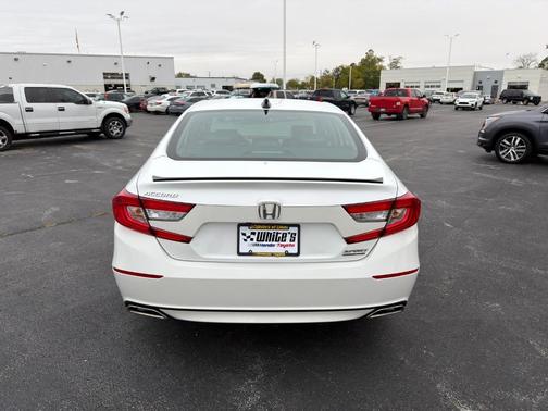 2022 Honda Accord Sport SE