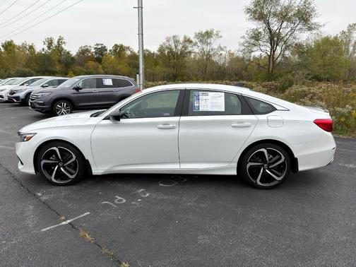 2022 Honda Accord Sport SE