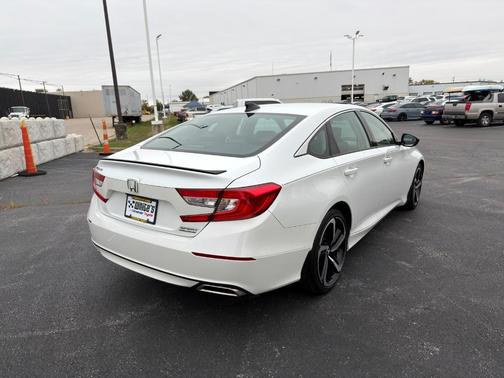 2022 Honda Accord Sport SE